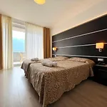 Hotel Village Bazzanega - Montagnoli Group Tremosine