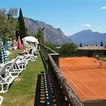 Village Bazzanega - Montagnoli Group Hotel Tremosine