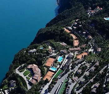 Szálloda Village Bazzanega - Montagnoli Group