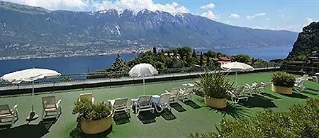 Village Bazzanega - Montagnoli Group Szálloda Tremosine