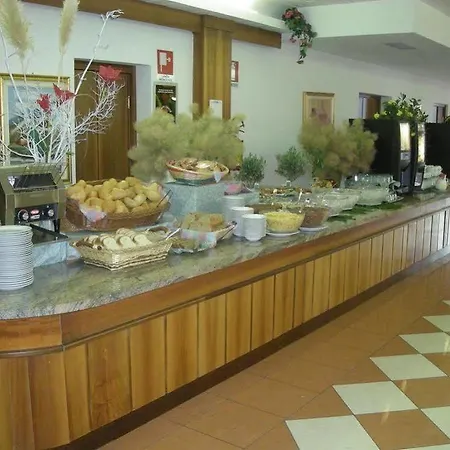 מלון Village Bazzanega - Montagnoli Group Tremosine
