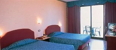 Village Bazzanega - Montagnoli Group מלון 3*